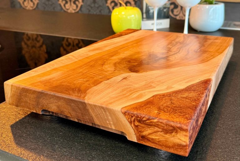 Schneid- und Frühstücksbretter Schneid- und Frühstücksbretter